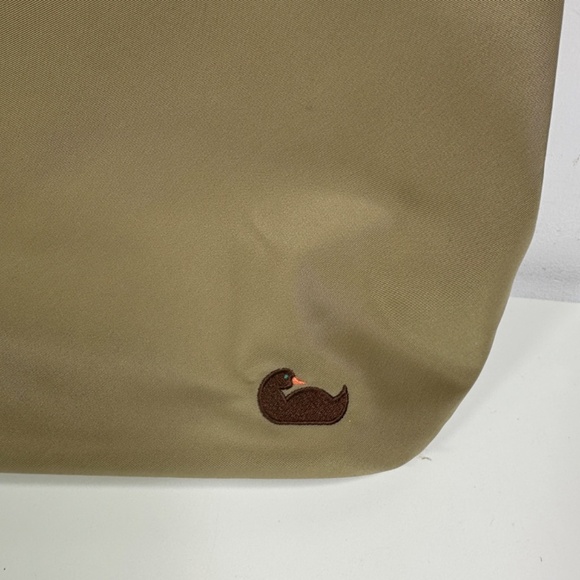 Dooney & Bourke Victoria Tan Beige Nylon Shoulder Bag With Leather Details Large - Picture 3 of 14